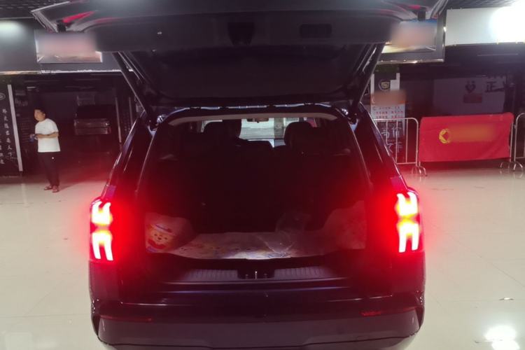 Used AION V 2026 Model Aion Tyrannosaurus Family Edition 520 Zhi Zun Edition Trunk