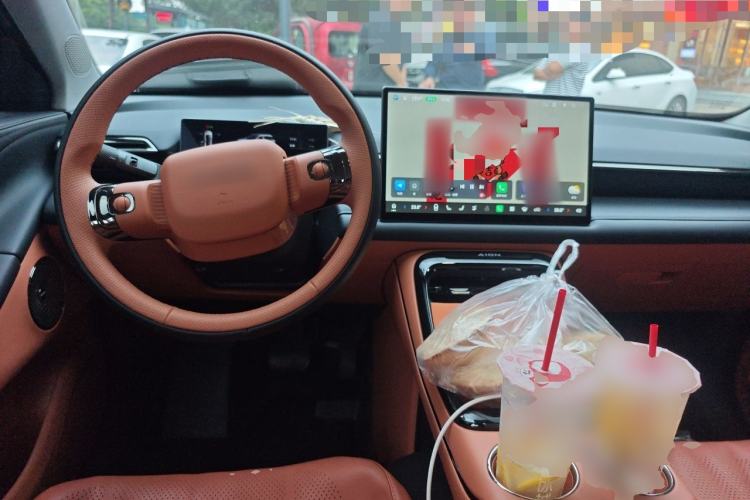 Used AION V 2026 Model Aion Tyrannosaurus Family Edition 650 Zhihao Edition Center Console