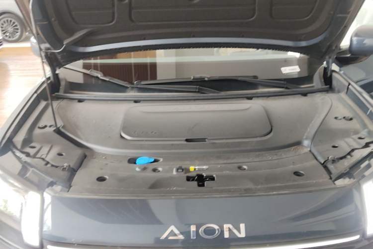 Used AION V 2026 Model Aion Tyrannosaurus Family Edition 520 Zhi Zun Edition Engine Bay