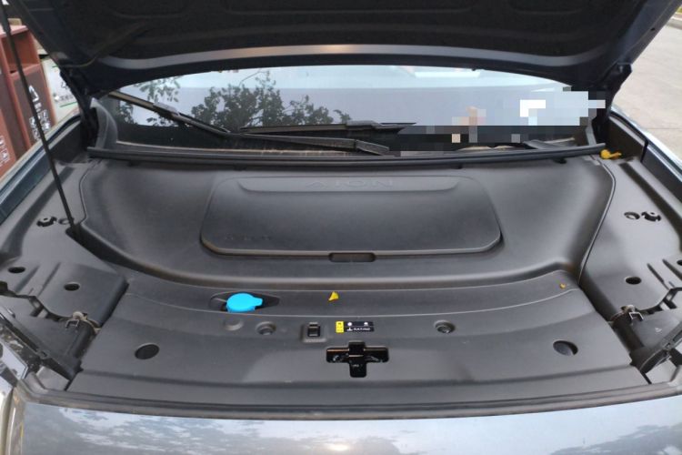 Used AION V 2026 Model Aion Tyrannosaurus Family Edition 520 Zhi Hao Edition Engine Bay
