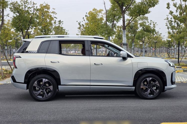 Used AION V 2026 Model Aion Tyrannosaurus Family Edition 520 Zhi Hao Edition Exterior 6