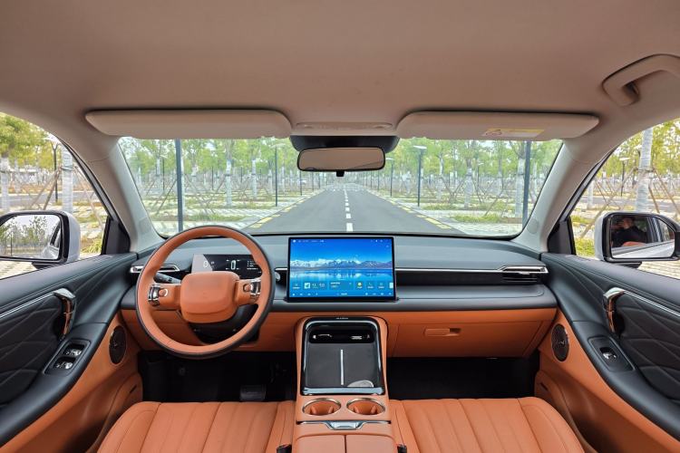Used AION V 2026 Model Aion Tyrannosaurus Family Edition 520 Zhi Hao Edition Interior 1