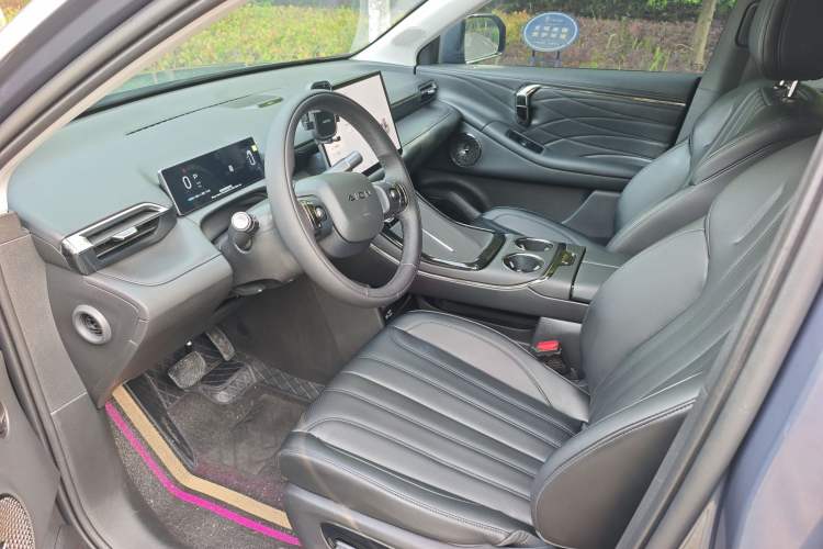 Used AION V 2026 Model Aion Tyrannosaurus Family Edition 520 Zhi Hao Edition Interior 2