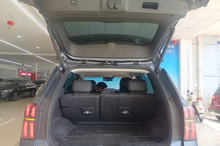 Used AION V 2026 Model Aion Tyrannosaurus Family Edition 520 Zhi Hao Edition Trunk