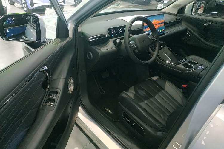 Used AION V 2026 Model Aion Tyrannosaurus Family Edition 650 Zhihao Edition Driver Seat