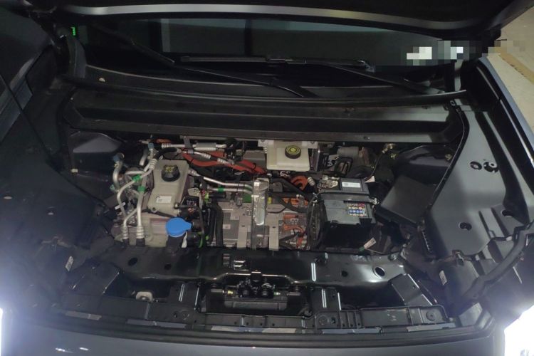 Used AION V 2026 Model Aion Tyrannosaurus Family Edition 650 Zhihao Edition Engine Bay