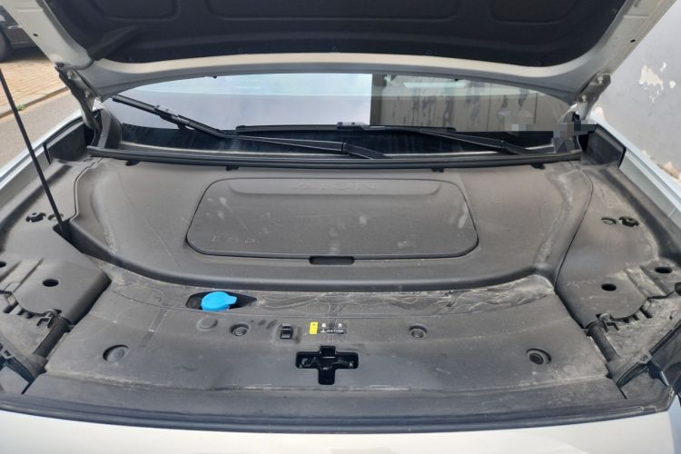 Used AION V 2026 Model Aion Tyrannosaurus Family Edition 520 Zhi Hao Edition Engine Bay