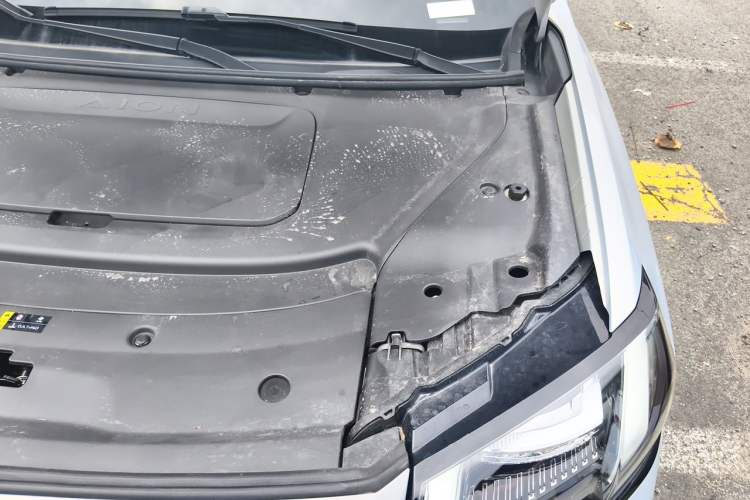 Used AION V 2026 Model Aion Tyrannosaurus Family Edition 650 Zhihao Edition Engine Bay Left