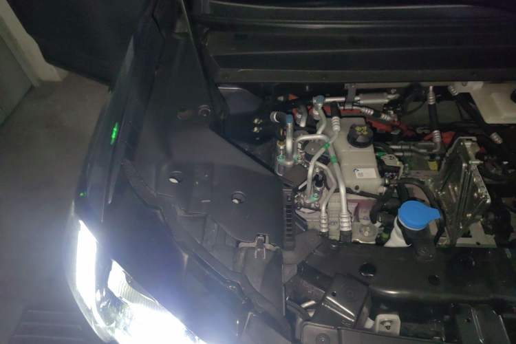 Used AION V 2026 Model Aion Tyrannosaurus Family Edition 650 Zhihao Edition Engine Bay Right
