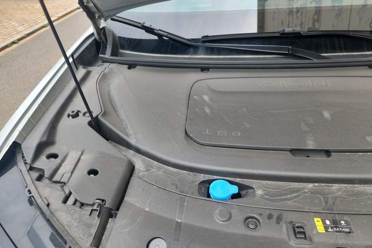 Used AION V 2026 Model Aion Tyrannosaurus Family Edition 520 Zhi Hao Edition Engine Bay Right