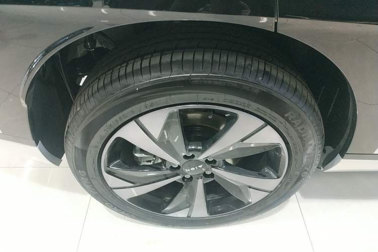 Used AION V 2026 Model Aion Tyrannosaurus Family Edition 650 Zhihao Edition Exterior 5