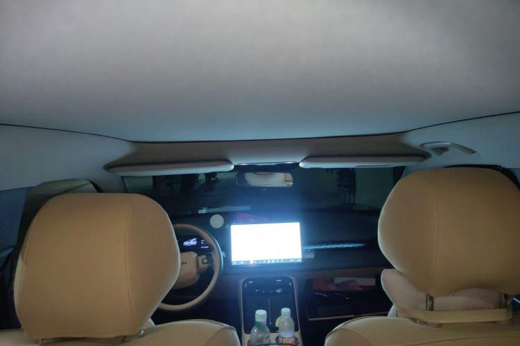 Used AION V 2026 Model Aion Tyrannosaurus Family Edition 650 Zhihao Edition Headliner