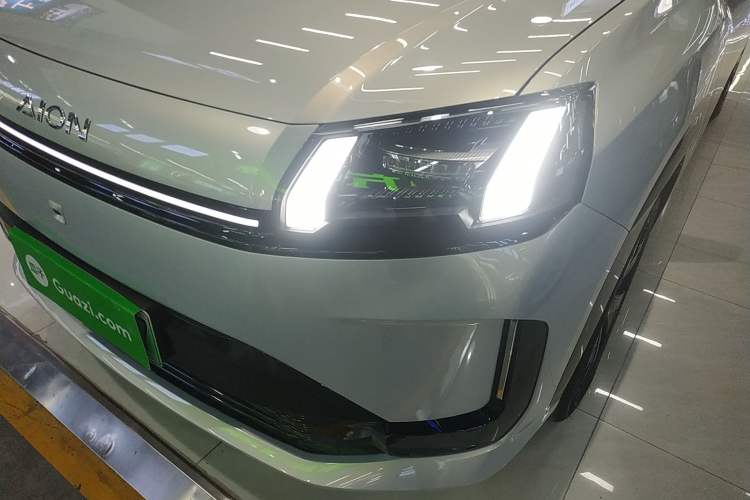 Used AION V 2026 Model Aion Tyrannosaurus Family Edition 650 Zhihao Edition Left Front Headlight