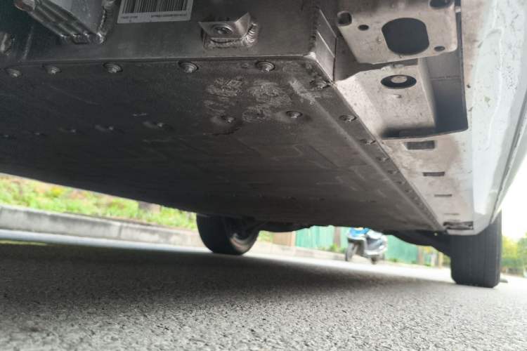 Used AION V 2026 Model Aion Tyrannosaurus Family Edition 520 Zhi Hao Edition Chassis Front Left