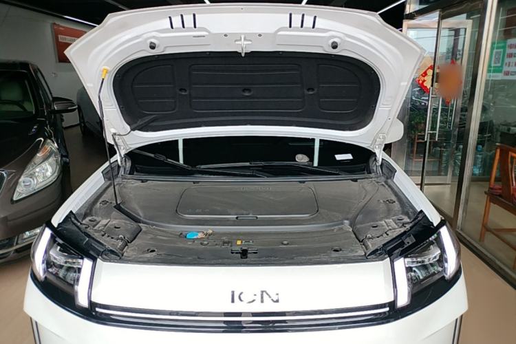 Used AION V 2026 Model Aion Tyrannosaurus Family Edition 520 Zhi Hao Edition Engine Bay