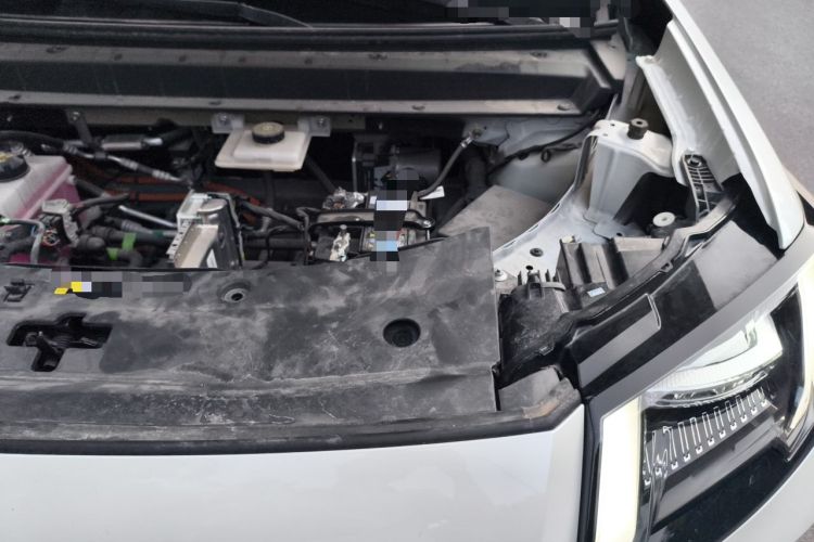 Used AION V 2026 Model Aion Tyrannosaurus Family Edition 520 Zhi Hao Edition Engine Bay Left