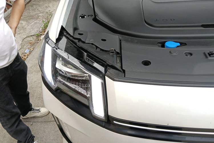 Used AION V 2026 Model Aion Tyrannosaurus Family Edition 520 Zhi Hao Edition Engine Bay Right