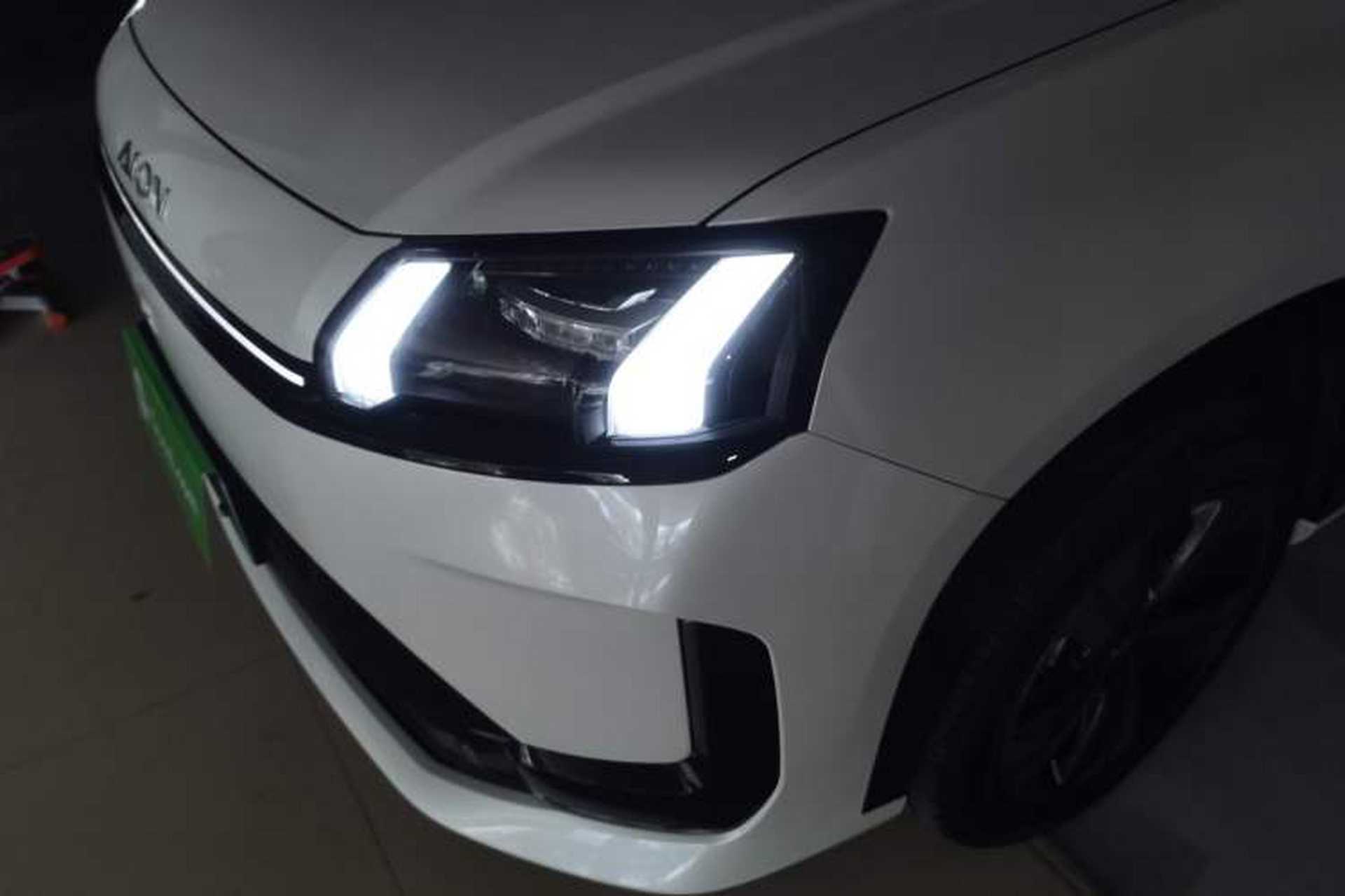 Used AION V 2026 Model Aion Tyrannosaurus Family Edition 650 Zhihao Edition Left Front Headlight