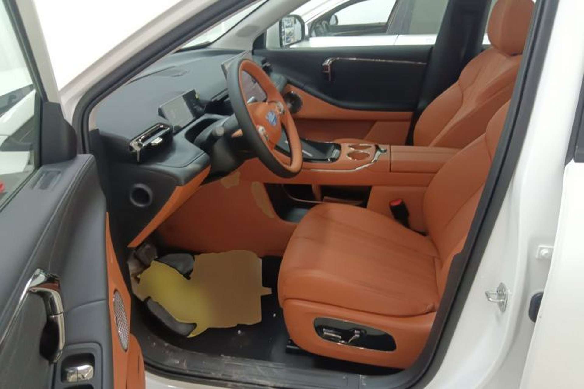 Used AION V 2026 Model Aion Tyrannosaurus Family Edition 650 Zhi Zun Edition Left Front Seat