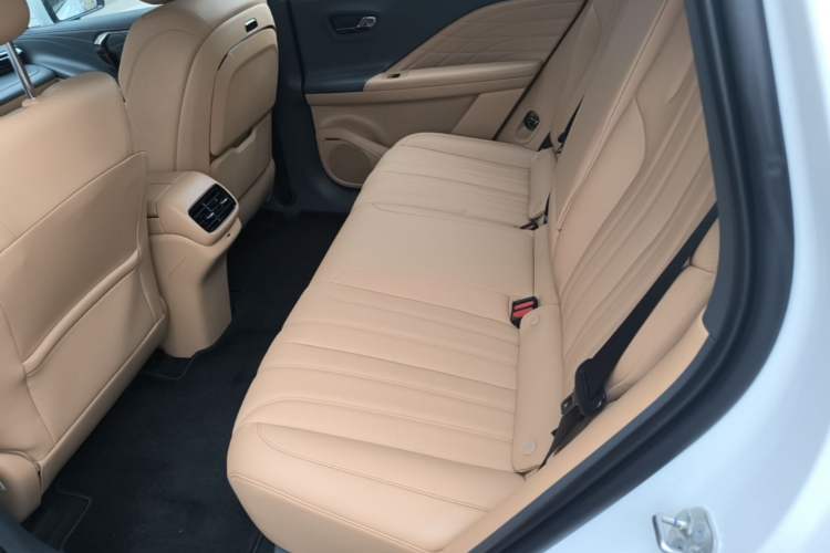 Used AION V 2026 Model Aion Tyrannosaurus Family Edition 650 Zhi Zun Edition Left Rear Seat