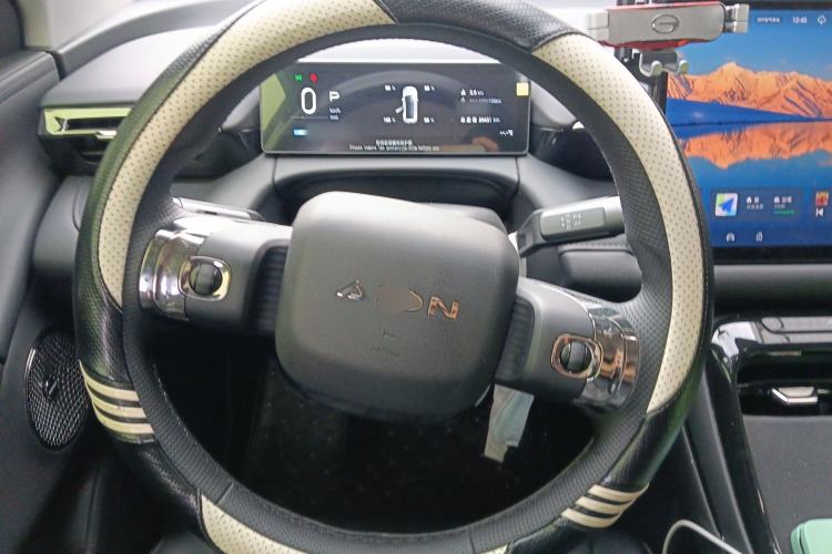 Used AION V 2026 Model Aion Tyrannosaurus Family Edition 520 Zhi Hao Edition Steering Wheel