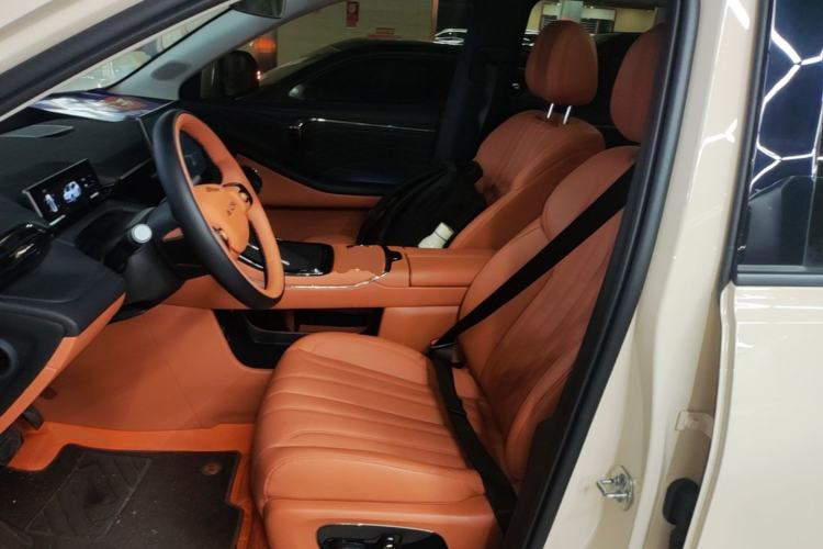 Used AION V 2026 Model Aion Tyrannosaurus Family Edition 520 Zhi Zun Edition Left Front Seat