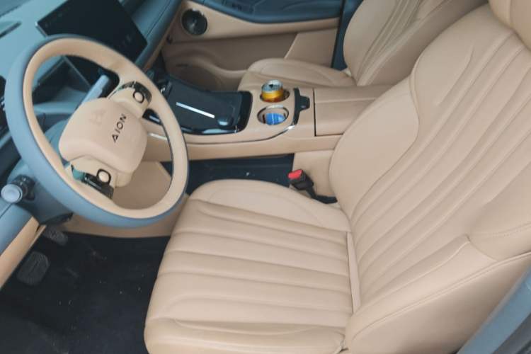 Used AION V 2026 Model Aion Tyrannosaurus Family Edition 650 Zhihao Edition Left Front Seat
