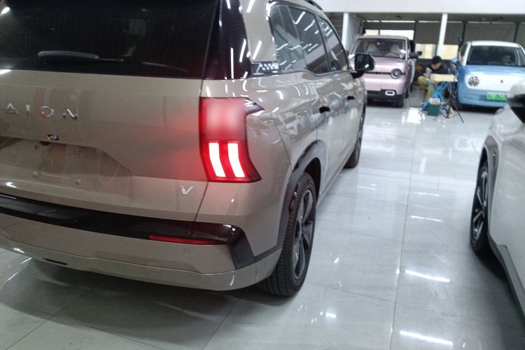 Used AION V 2026 Model Aion Tyrannosaurus Family Edition 650 Zhihao Edition Right Rear Taillight