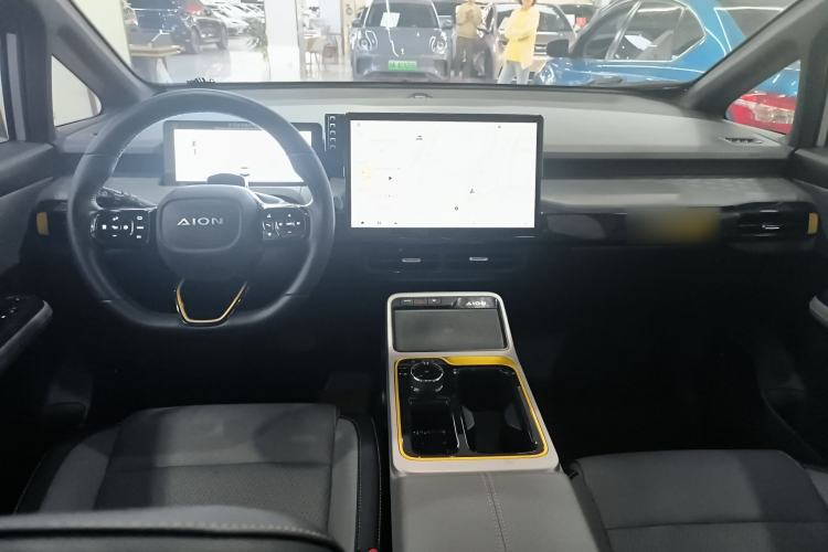 Used AION Y 2022 70 Tech Edition Lithium Iron Phosphate Center Console