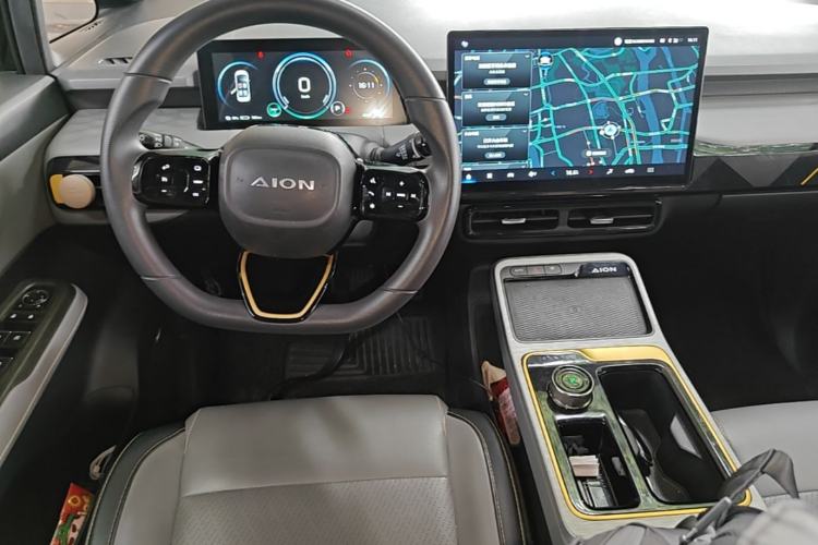Used AION Y 2021 70 Intelligent Edition Center Console