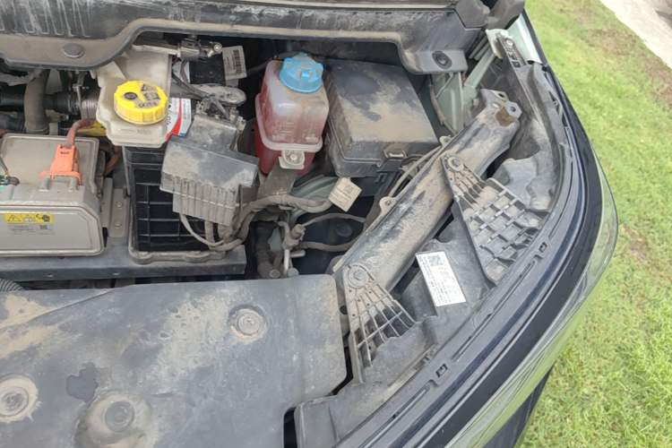 Used AION Y 2021 70 Tech Vitality Edition Engine Bay Left