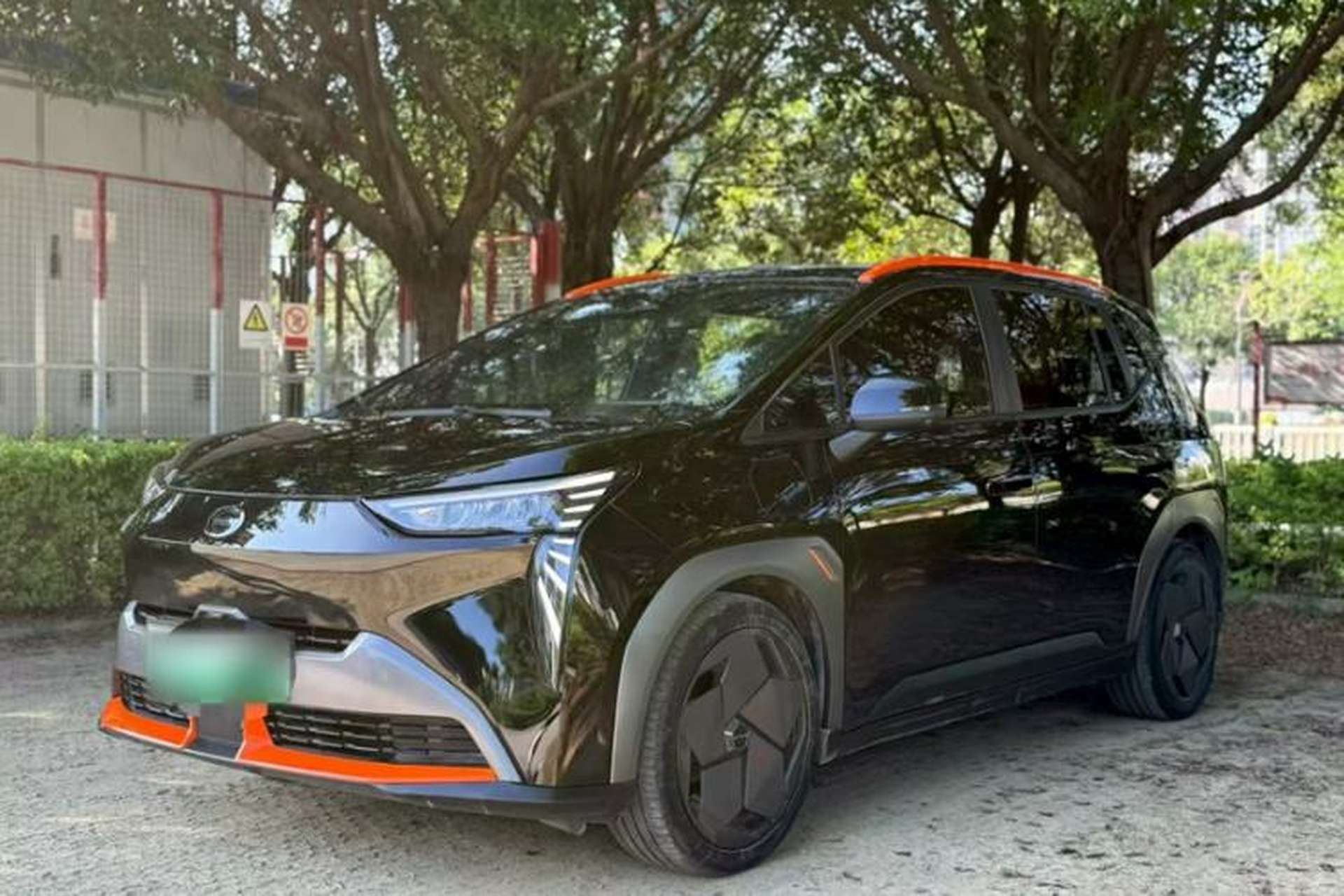 Used AION Y 2021 70 Tech Vitality Edition Exterior 4