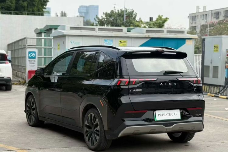 Used AION Y 2021 70 Tech Vitality Edition Exterior 4