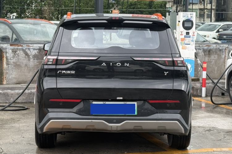 Used AION Y 2021 70 Intelligent Edition Exterior 5