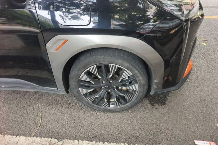 Used AION Y 2021 70 Intelligent Dynamic Edition Exterior 7