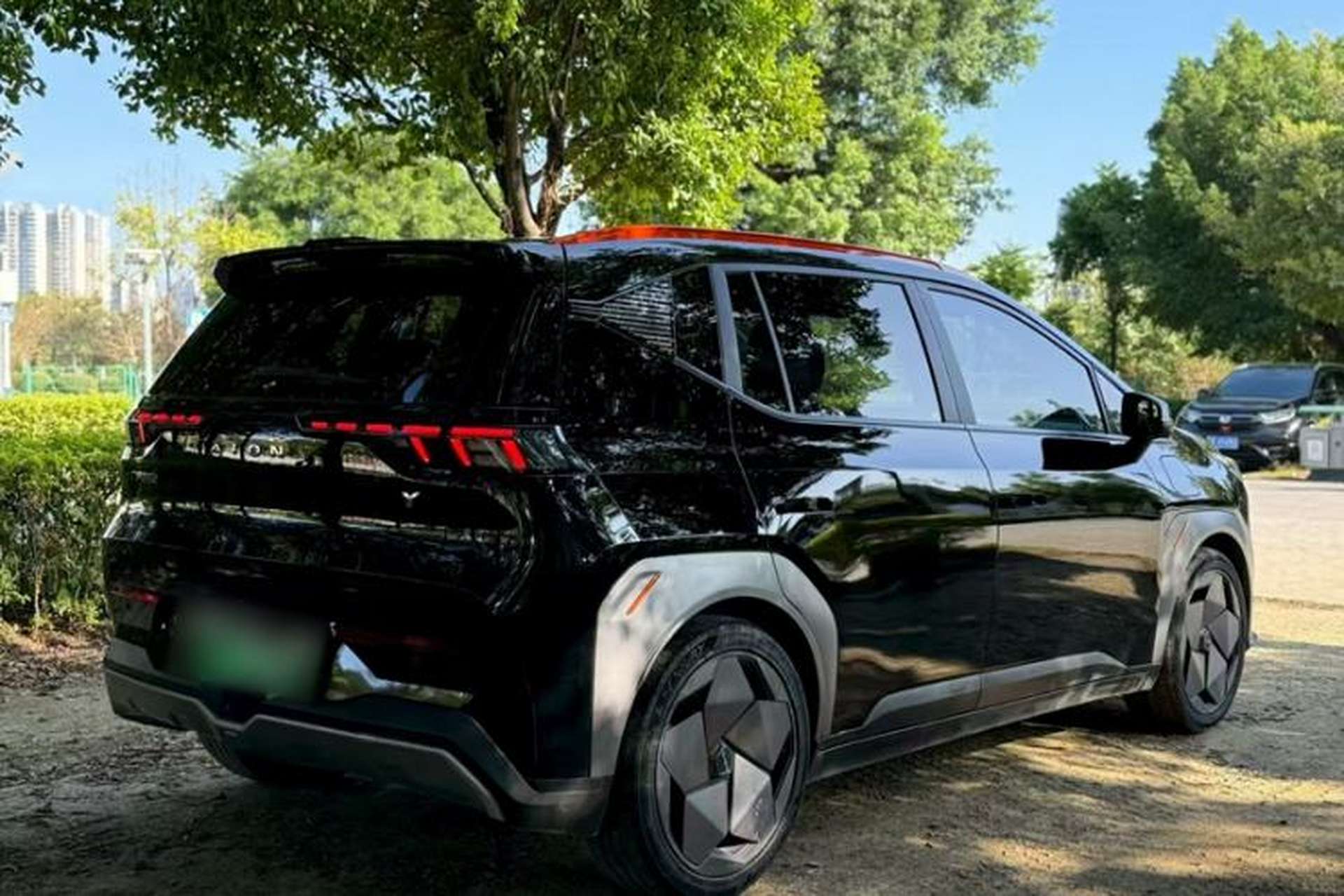 Used AION Y 2021 70 Tech Vitality Edition Exterior 9