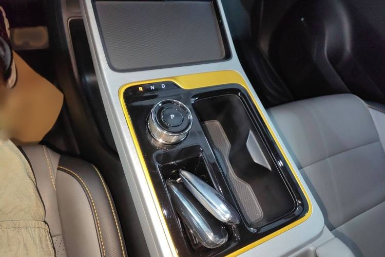Used AION Y 2021 70 Enjoyment Tech Edition Gear Lever