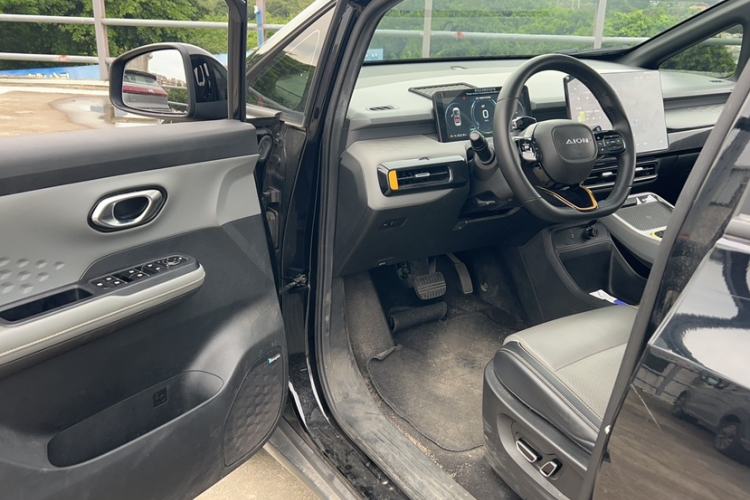 Used AION Y 2021 70 Tech Vitality Edition Interior 1