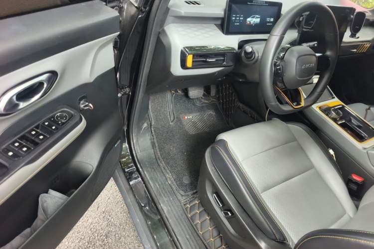 Used AION Y 2021 70 Intelligent Dynamic Edition Interior 3