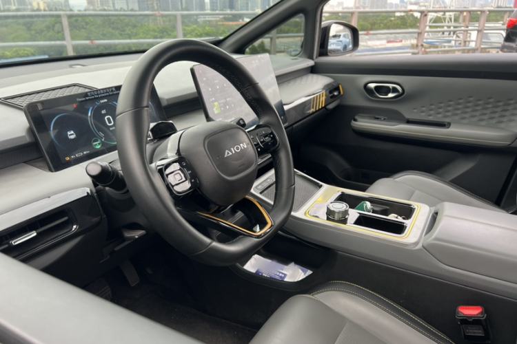 Used AION Y 2021 70 Tech Vitality Edition Interior 4
