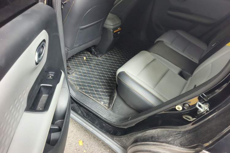 Used AION Y 2021 70 Intelligent Dynamic Edition Interior 4
