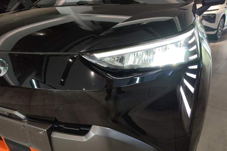 Used AION Y 2021 80 Enjoyment Tech Edition Left Front Headlight