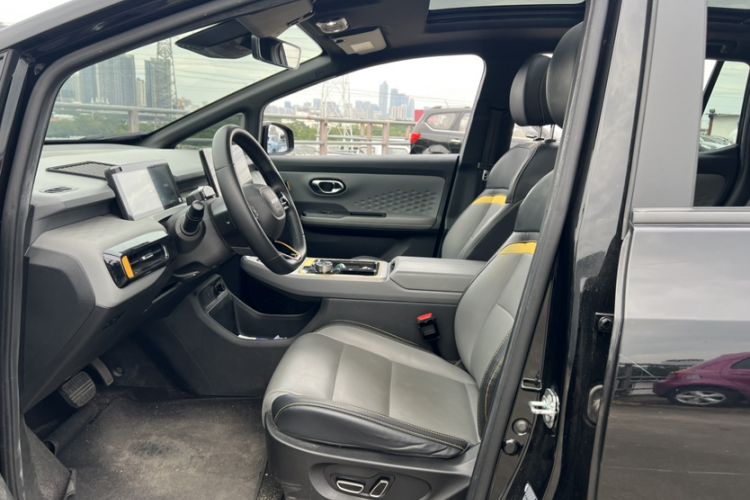 Used AION Y 2021 70 Tech Vitality Edition Left Front Seat
