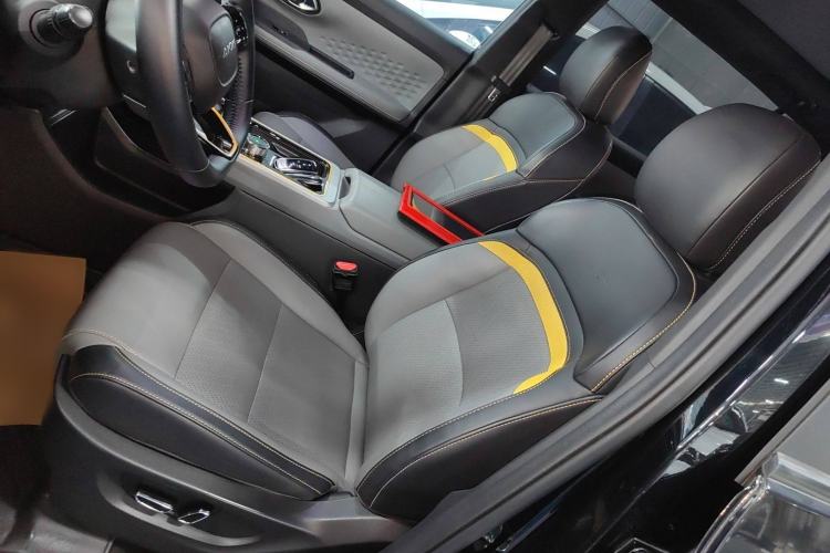 Used AION Y 2021 70 Enjoyment Tech Edition Left Front Seat
