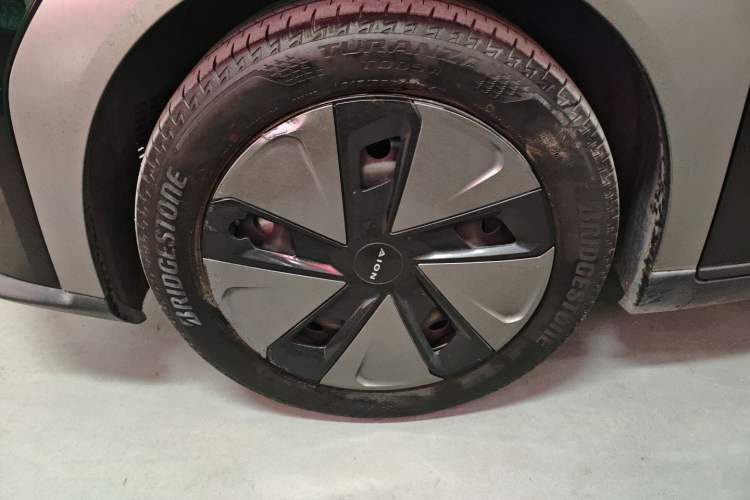 Used AION Y 2021 70 Enjoy Edition Left Front Wheel Hub