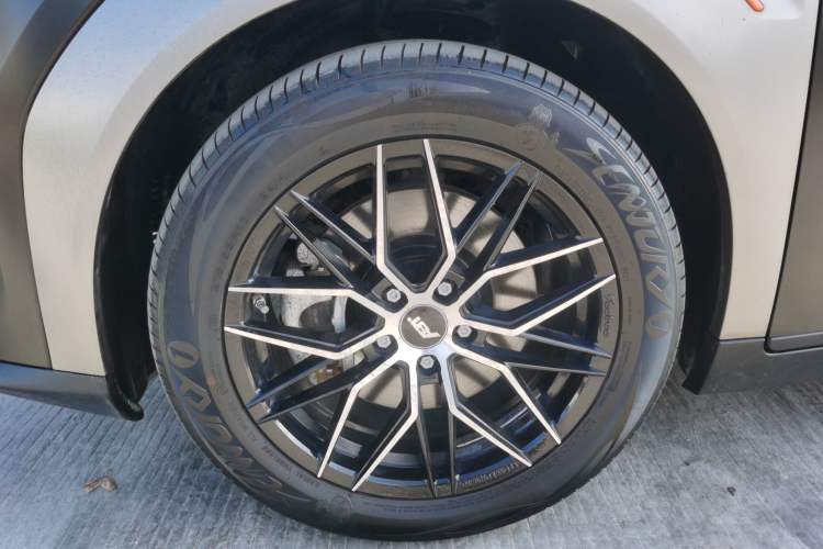 Used AION Y 2021 70 Enjoy Vitality Edition Left Front Wheel Hub