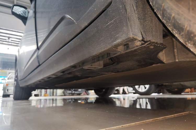 Used AION Y 2021 70 Enjoyment Tech Edition Left Side Sill