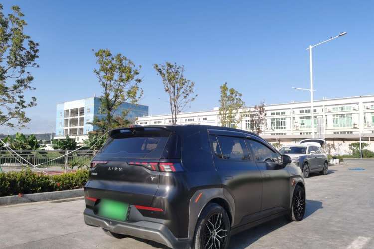 Used AION Y 2021 70 Enjoy Vitality Edition Rear Right 45 Deg