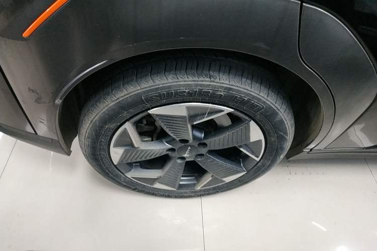 Used AION Y 2021 70 Intelligent Edition Right Rear Wheel Hub