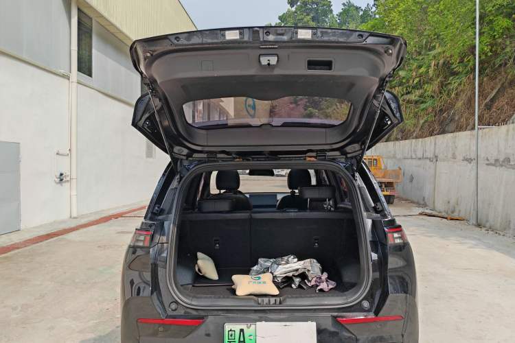 Used AION Y 2021 70 Intelligent Dynamic Edition Trunk